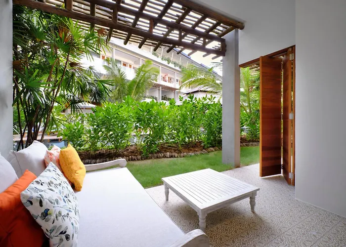 Laila, Seychelles, A Tribute Portfolio Anse Royale
