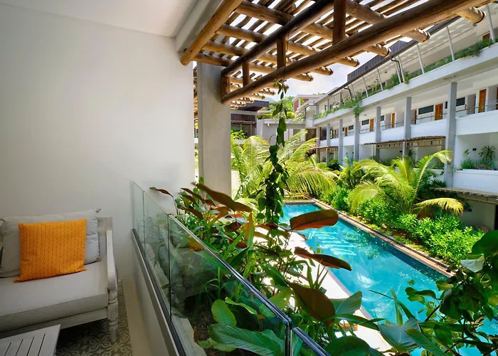 Laila, Seychelles, A Tribute Portfolio Anse Royale