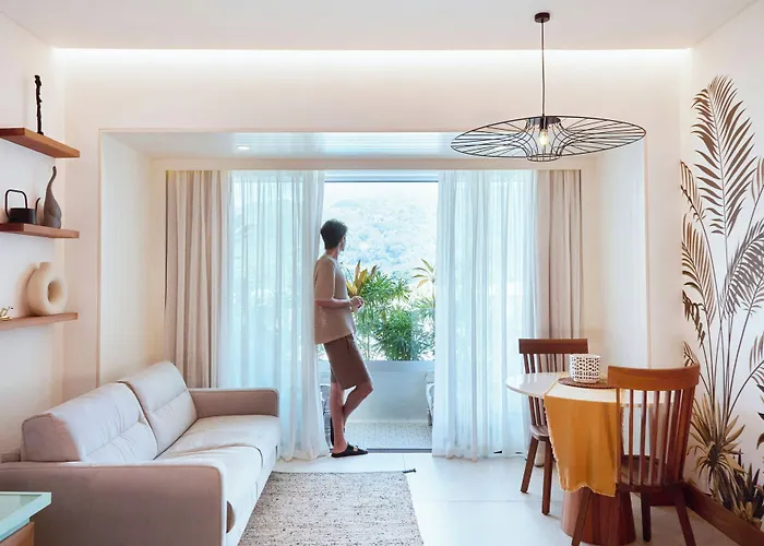 Laila, Seychelles, A Tribute Portfolio Anse Royale